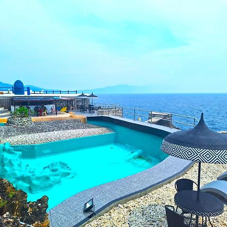 Utopia Island Resort Батангас Экстерьер фото