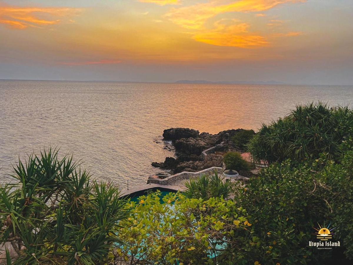 Utopia Island Resort Батангас Экстерьер фото