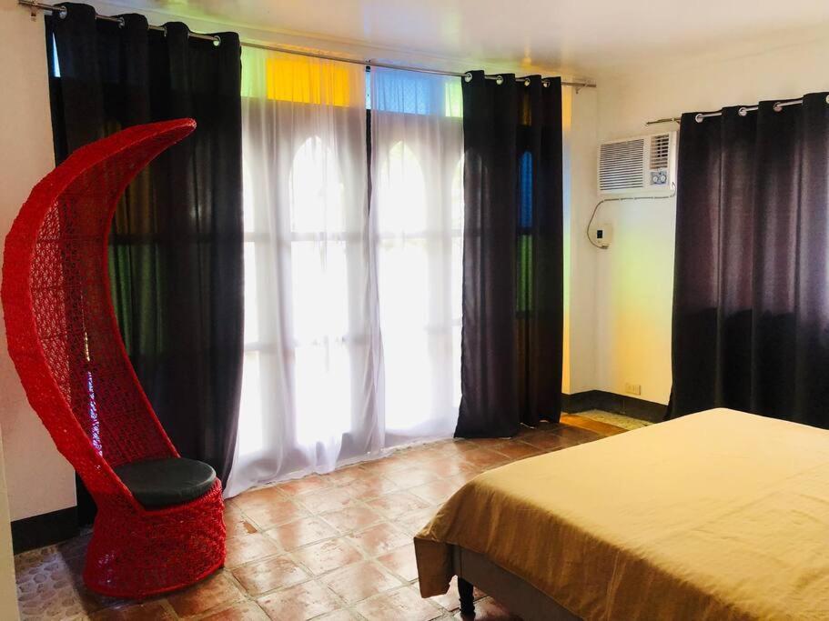 Utopia Island Resort Батангас Экстерьер фото